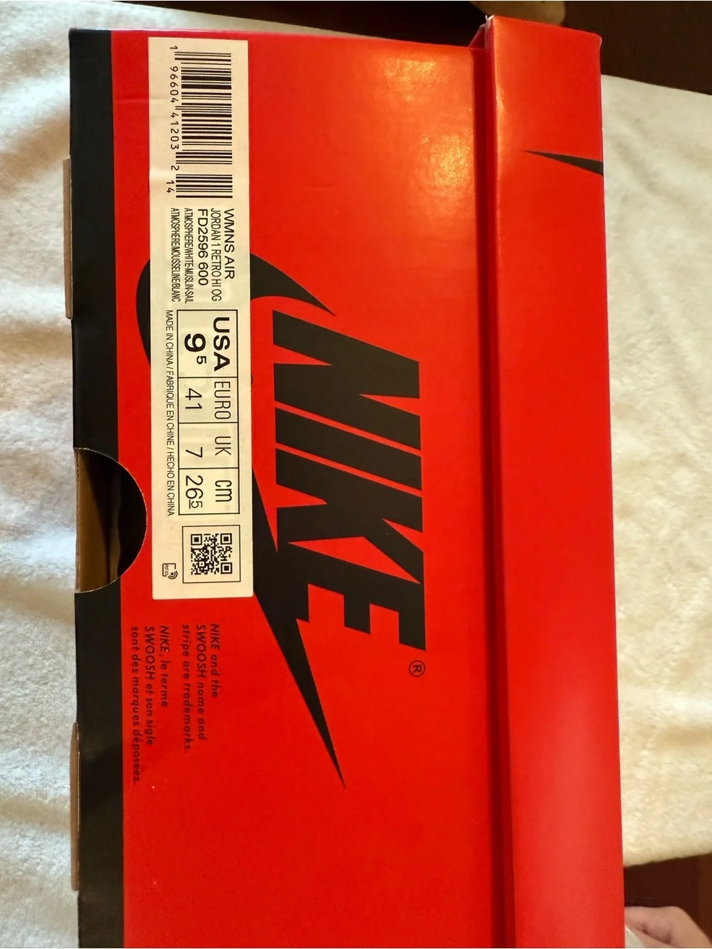Nike Air Jordan 1 High Pink and White Suede/Leather Retro OG size 9.5 New NWT